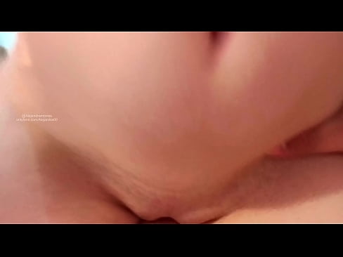 ❤️ 睡在姐姐的房间里,就这样被吵醒了 Super porn❌❤